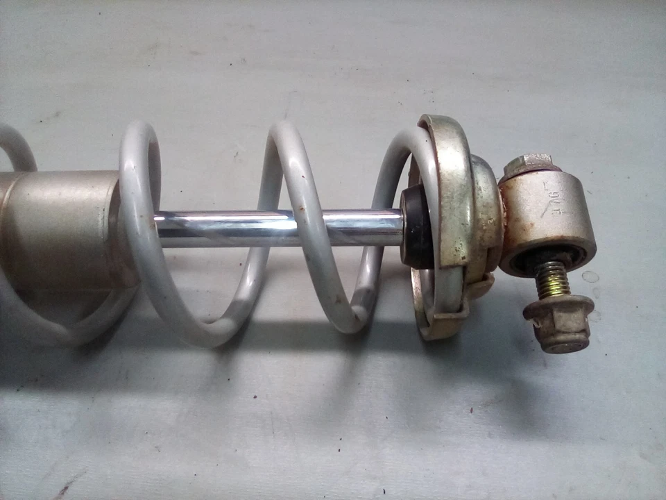 Amortiguador Ski-Doo Mach Z 1000 2005 1 suspensión delantera esquí 16" 600 800 rev Foto 4 de 4