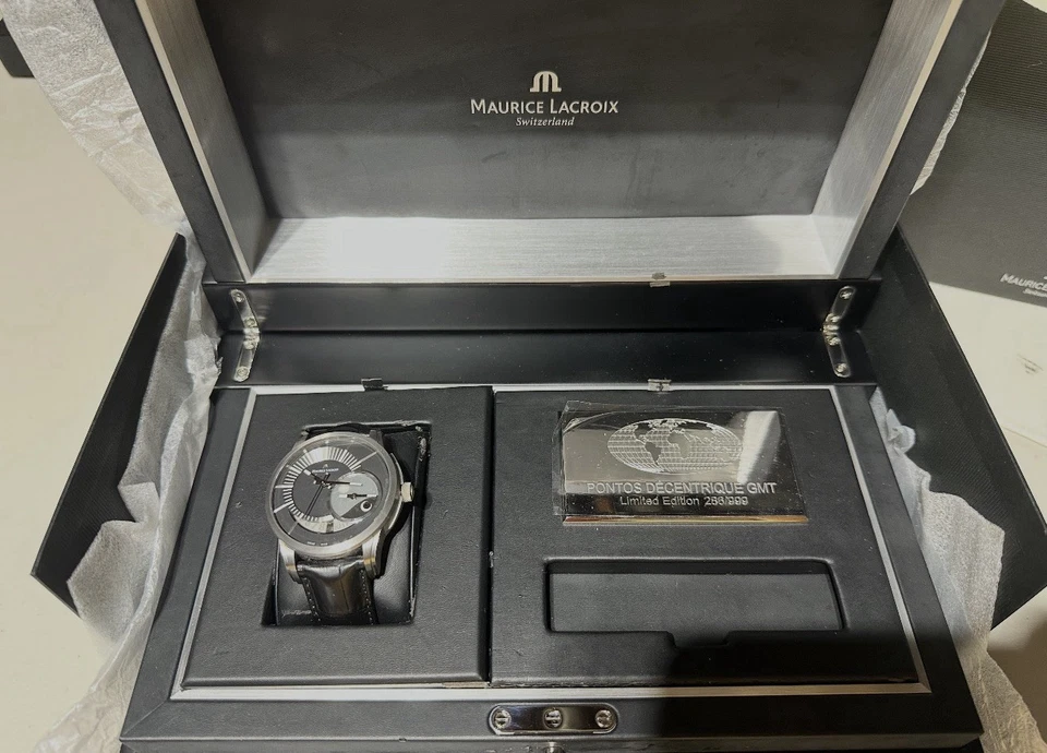 Maurice Lacroix Pontos Decentrique GMT PT6108-TT031-291 Titanio Edición Limitada Foto 4 de 4