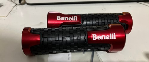 BENELLI Lenkergriffe. Leoncino 500 TRK502X TNT125 300 502C BN 302 BN125