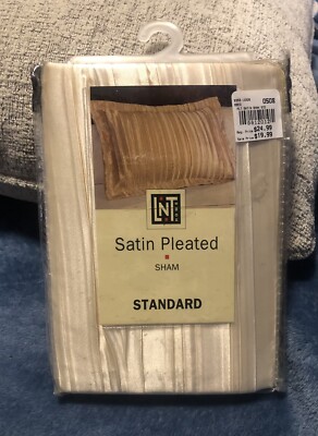 NEW - Satin Pleated Sham - Standard - Ivory - by Linens n Things Home (20x26 )