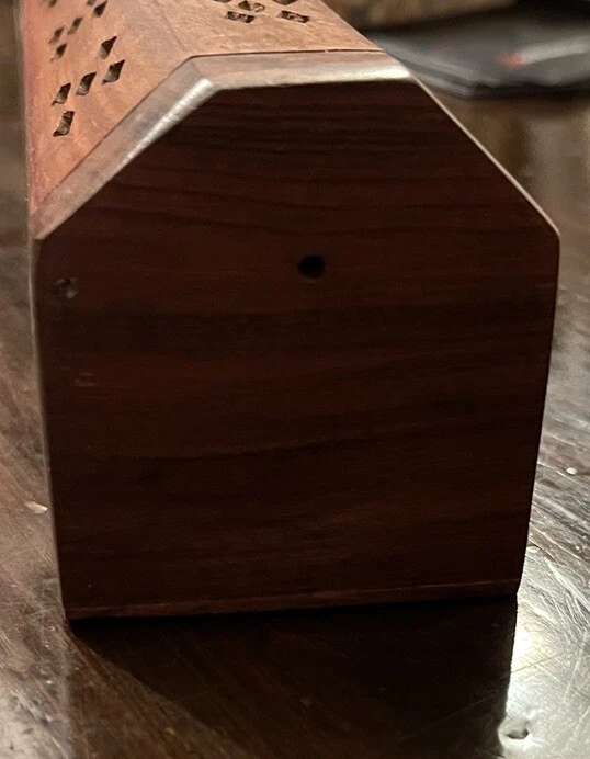 Caja quemador de incienso tallada en madera de 12" hecha a mano en la India Foto 4 de 4