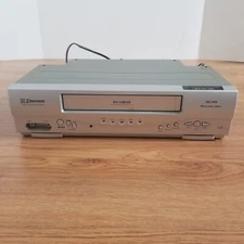 Emerson Video Cassette Recorder DA-4 Head EWV403 Silver No Remote Tested Works