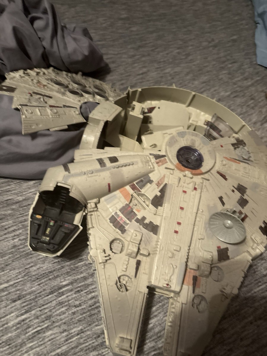 Star Wars Millennium Falcon Playset Plastic Gray White Star Wars