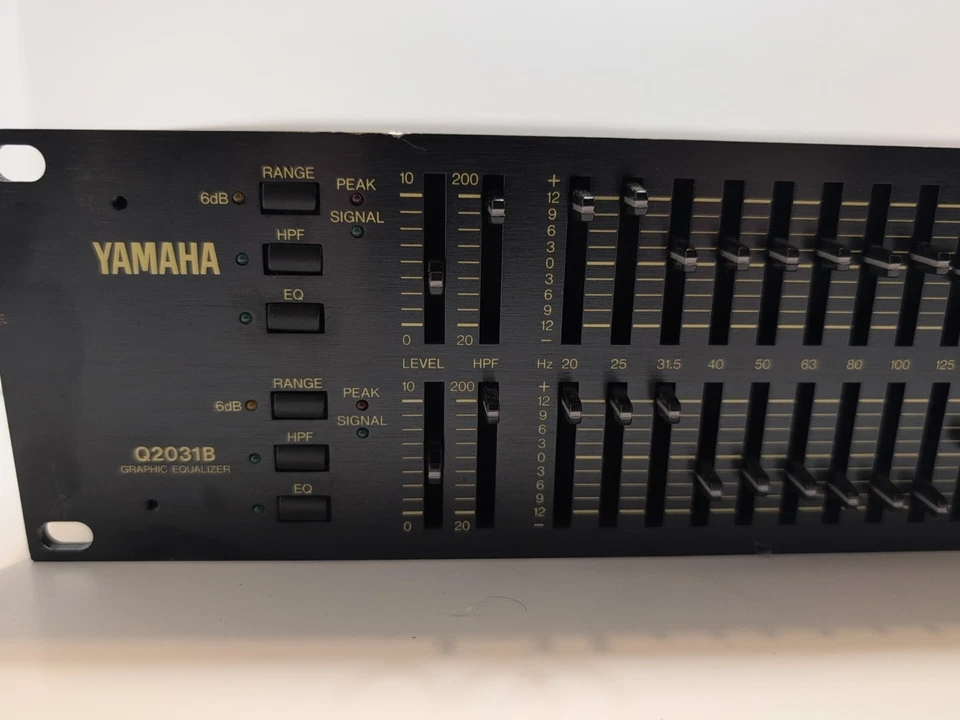 YAMAHA Q2031B Dual 31 Band Graphic Equalizer WORKING Nice - Image 2 of 4
