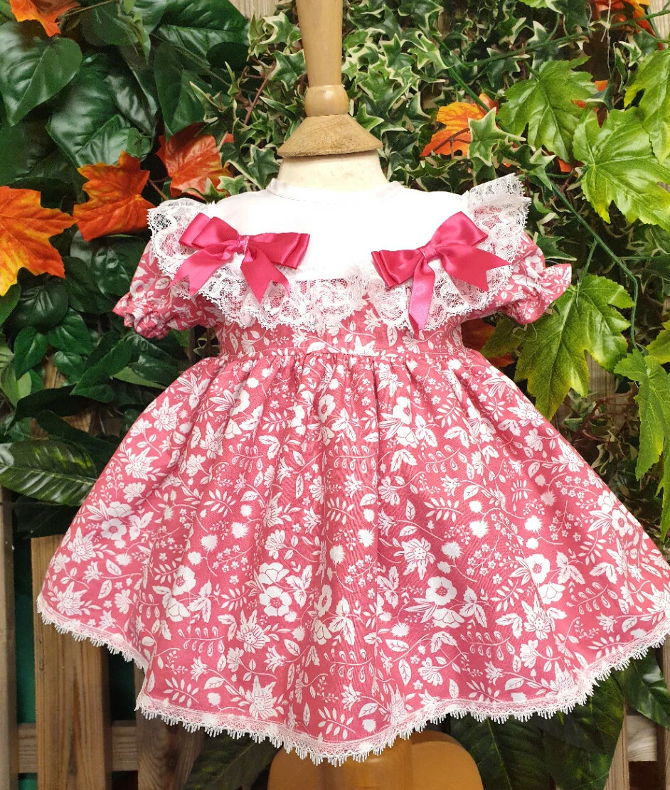 Traditional dress for 2 clearance year old baby girl