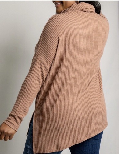 Zenana Thermal Waffle Knit Cowl Neck Hi-Low Tunic Oversized Sweater Cocoa Rayon - 第 7/21 張圖片