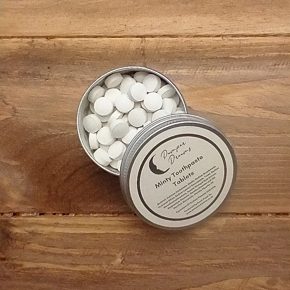 PAMPER DREAMS MINTY TOOTHPASTE TABLETS WITH FLUORIDE & TIN ZERO WASTE - VEGAN - GLUTEN FREE