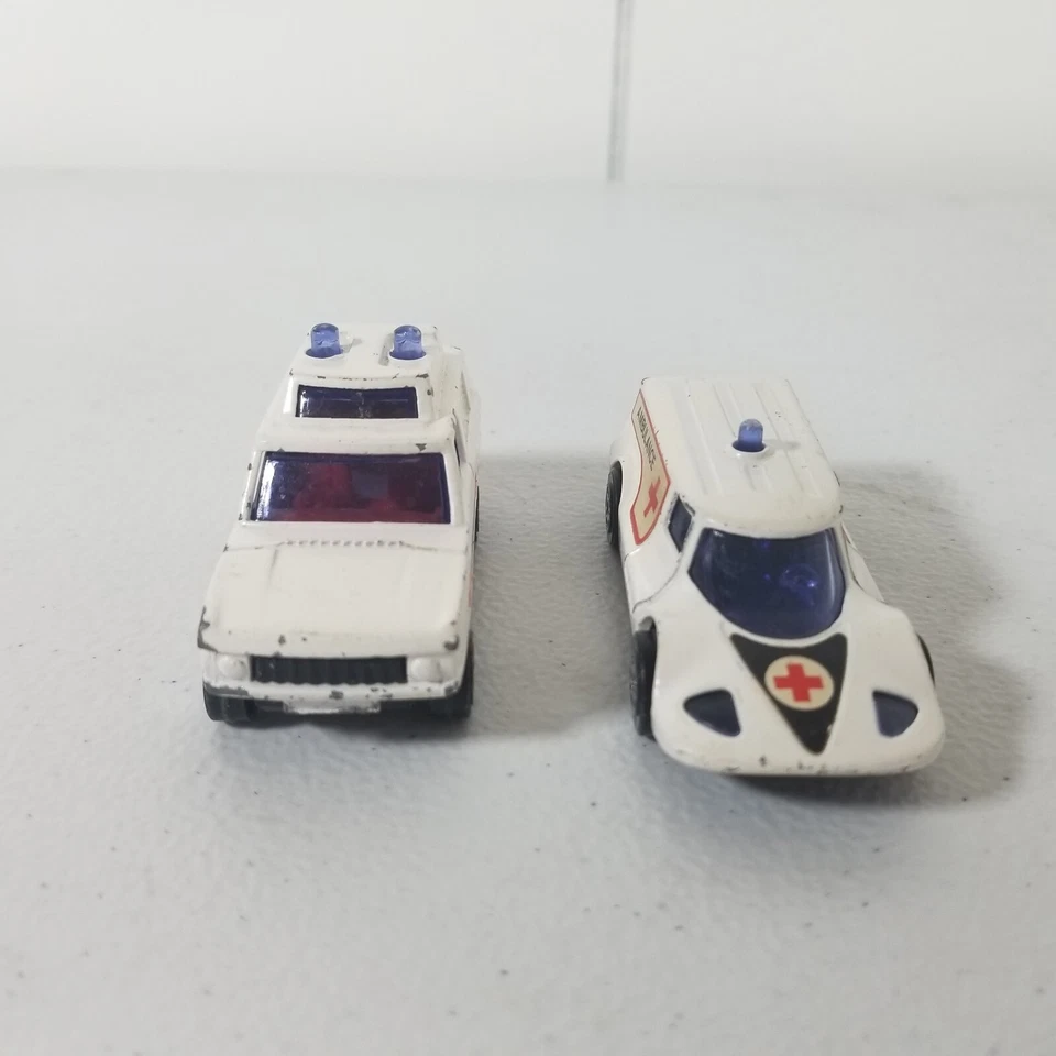 1973 Corgi Juniors Police Ambulance Range Rover Toy Cars Vintage - Image 3 of 4