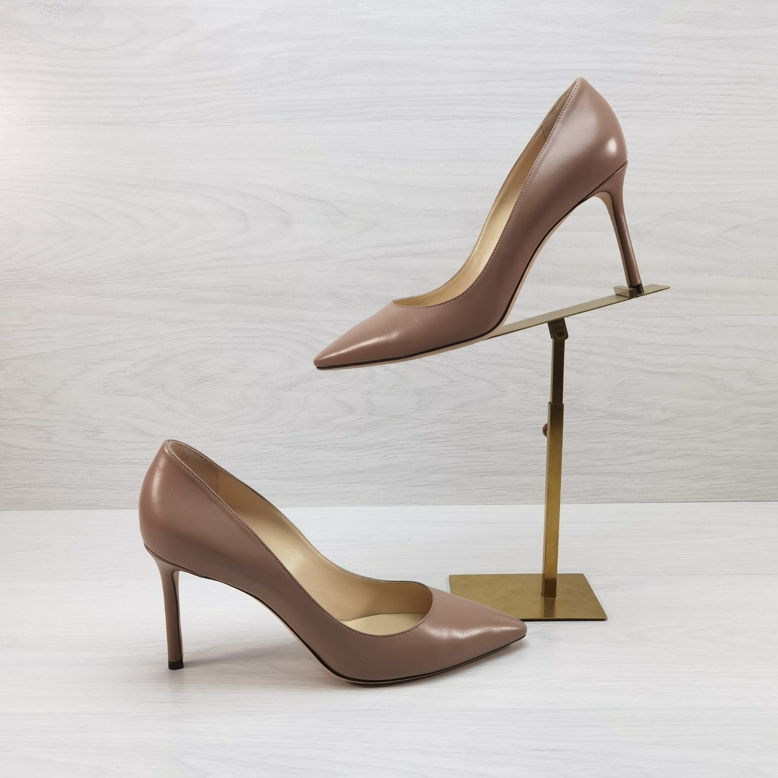 Jimmy Choo Romy 85 Ballet Pink Kid Leather EU 40 UK 7 US 10 Classic High Heels