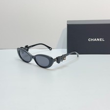 Chanel CH9181 Black Frame Gray Lens Sunglasses Bow Detail Made in Italy