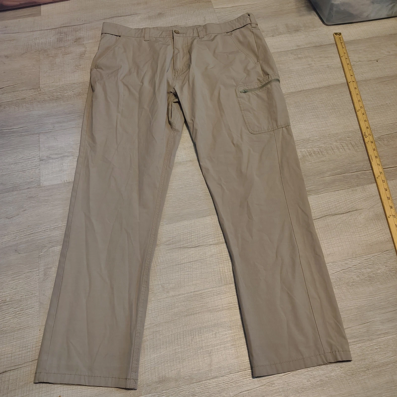 Huk Mens XXL Performance Fishing Pants Tan Khaki Stretch Cargo Outdoor 40x31
Opens in a new window o