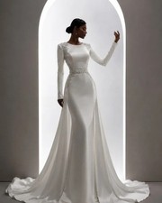 Elegant Mermaid Wedding Dresses RoundNeck LongSleeve Gown with Detachable Train