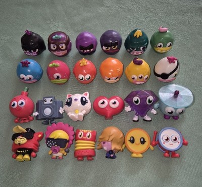 Moshi Monsters Figuren Komplettsatz Serie 2 inkl. Lady Goo Goo + Mülleimer Biber