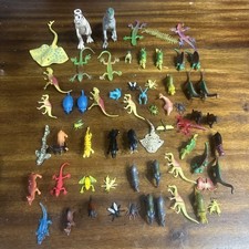 HUGE Lot of Vintage Plastic Animal  Dinosaur Mini Figures Multi Color Retro Y3