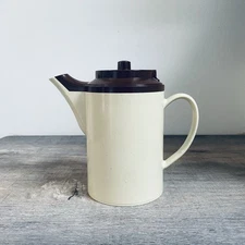 Service Ideas Double Wall Insulated Coffee / Teapot, 16 oz, Plastic Brown