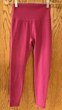 Wilo The Label Activewear ANKLE Leggings in Raspberry Pink Size XS NWOT