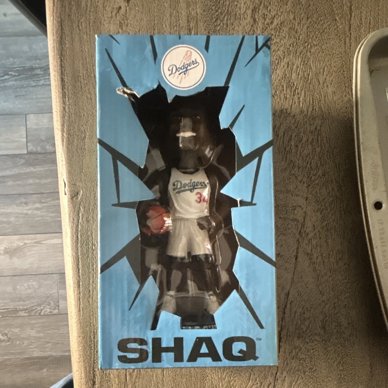 Limited Edition Shaq Shaquille O'Neal Dodgers #34 Bobblehead