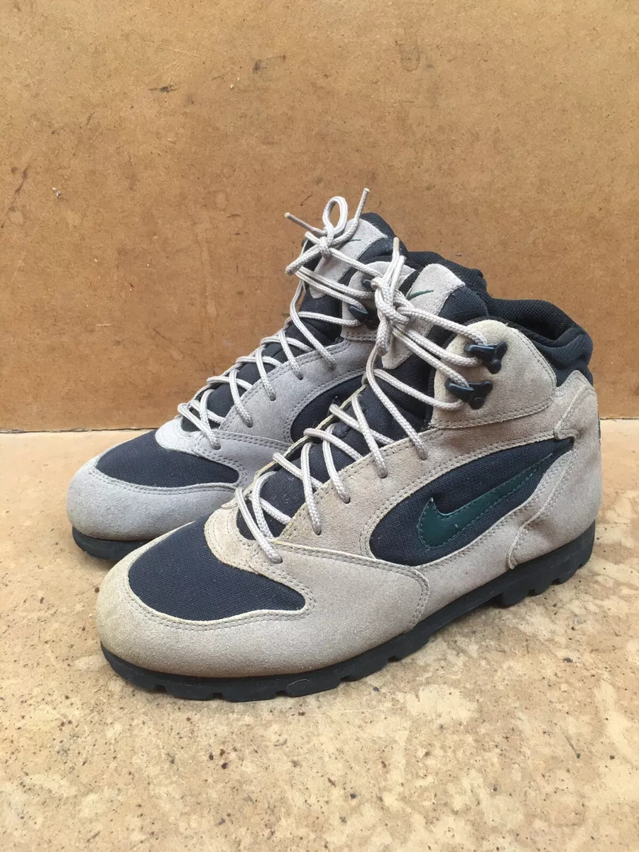 Vintage 1999 Nike Air ACG Hiking Boots Size USA 11 | UK 10(GRAY / BROWNISH) |