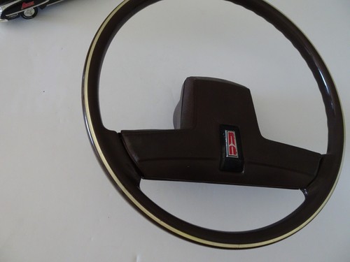 Oldsmobile Sterring Wheel & Horn Pad Cutlass Delta Ciera.... - Picture 3 of 7
