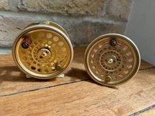HOUSE OF HARDY 'THE SOVEREIGN' 7/8 FLY REEL + LEATHER CASE + SPARE SPOOL & CASE