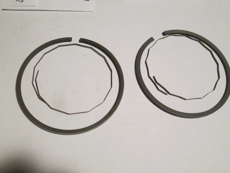  ANILLOS ESTÁNDAR YAMAHA 1970 - 1972 R5 / R5B / R5C OEM NOS 278-11610-01-00 Foto 2 de 4