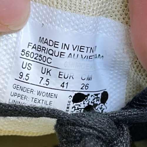 Converse Chuck Taylor All Star Low Womens Size 9.5 Black Athletic Shoes Sneakers thumbnail 9