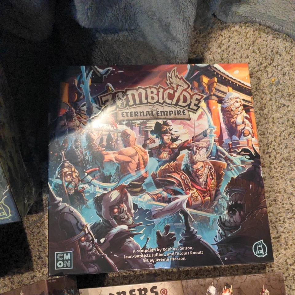 NUEVO Zombicide White Death Frozen Fortress Pledge exclusivo de Kickstarter SELLADO Foto 3 de 4