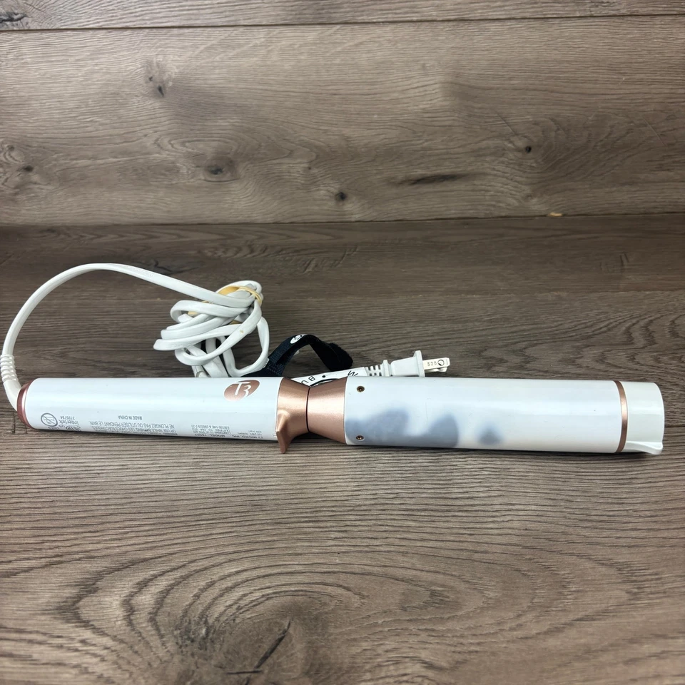 T3 Micro Inc. Whirl Trio Curling Iron Wand with 1.5" Barrel Model 76583 READ - Image 2 of 4
