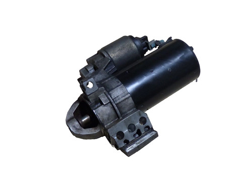 BMW E81 E82 E87 E88 E90 E91 E92 E93 E60 E61 E84 E83 N47 Starter Anlasser 7801203