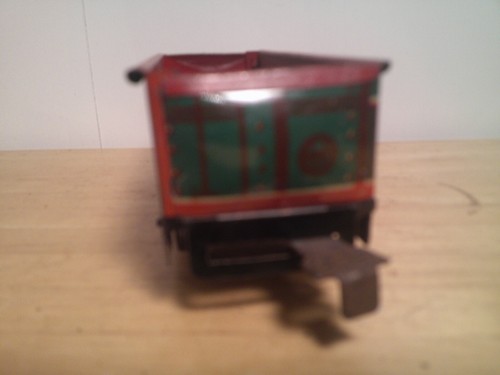 VINTAGE MARX 6" LONG 2 AXLE #552 027 ROCK ISLAND GONDOLA - Picture 5 of 6