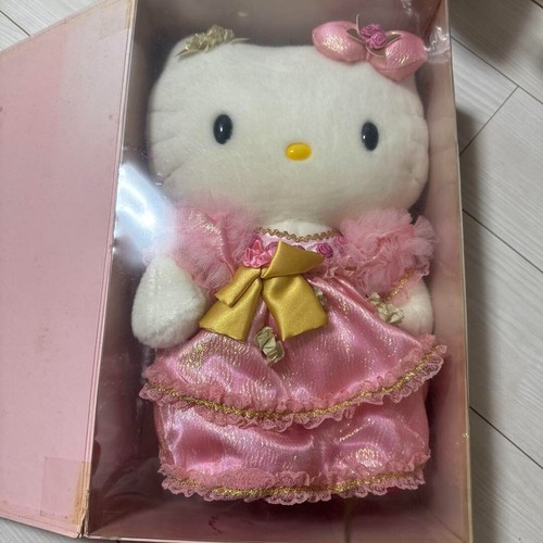 Hello Kitty Birthday Doll Puroland Limited 1000 475/1000 - Picture 12 of 14