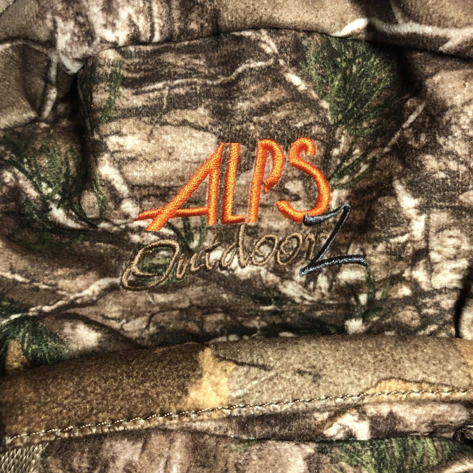 Mochila Cazadores Multi Bolsillo Camuflaje Alps Outdoorz. Foto 3 de 4