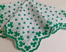 Lovely New LuRay Handkerchief Hankie!  Lucky Irish Shamrocks ~ Scalloped Hem!