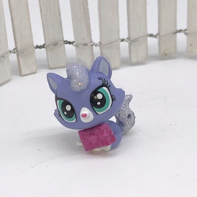 Littlest Pet Shop #4149 Ziza Glitterton Cat Mini Glitter Purple