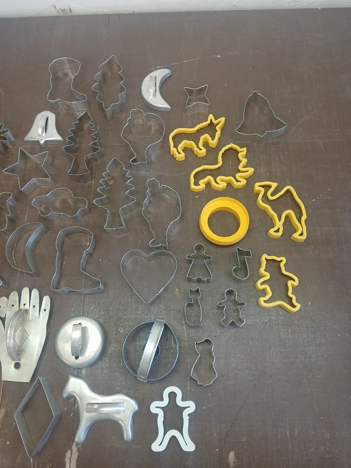 Lote de cortadores de galletas vintage surtido de vacaciones Foto 2 de 3