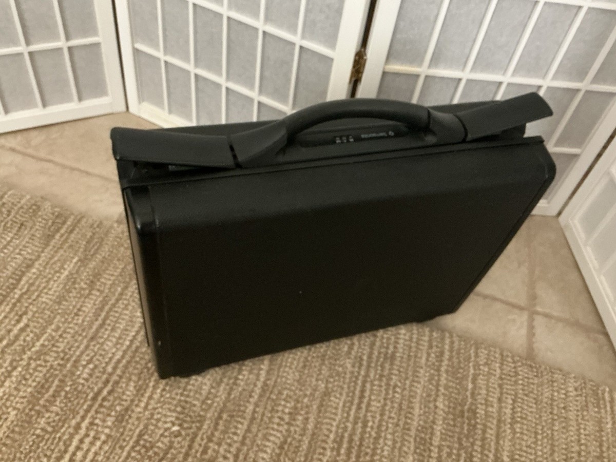 Vintage Samsonite Quantum Focus Hard Shell Briefcase Black USA