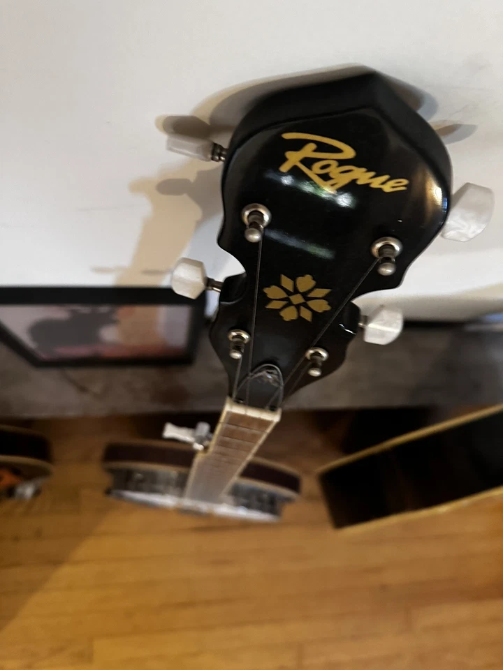 Banjo de 30 soportes Rogue B30 Deluxe Foto 3 de 3