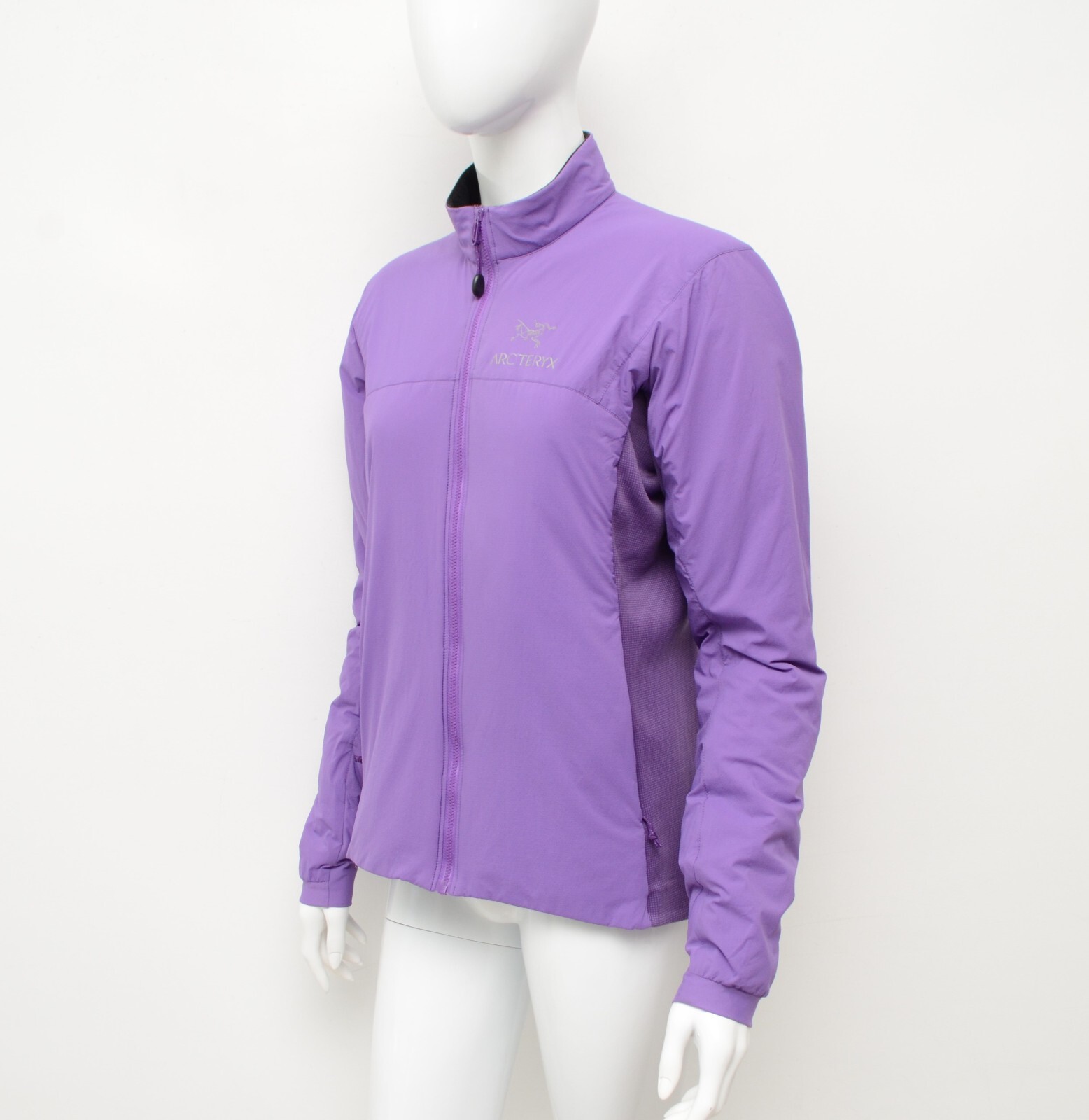 Giacca donna Arc'teryx Atom LT viola isolata taglia M