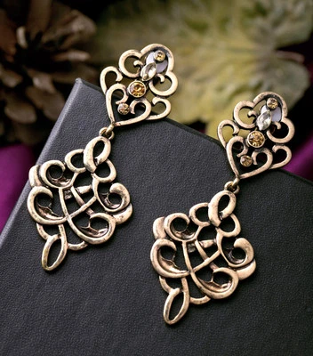 Boucles d'Oreilles Clips Doré Chandelie Goutte Metal Vintage Original Mariage J1