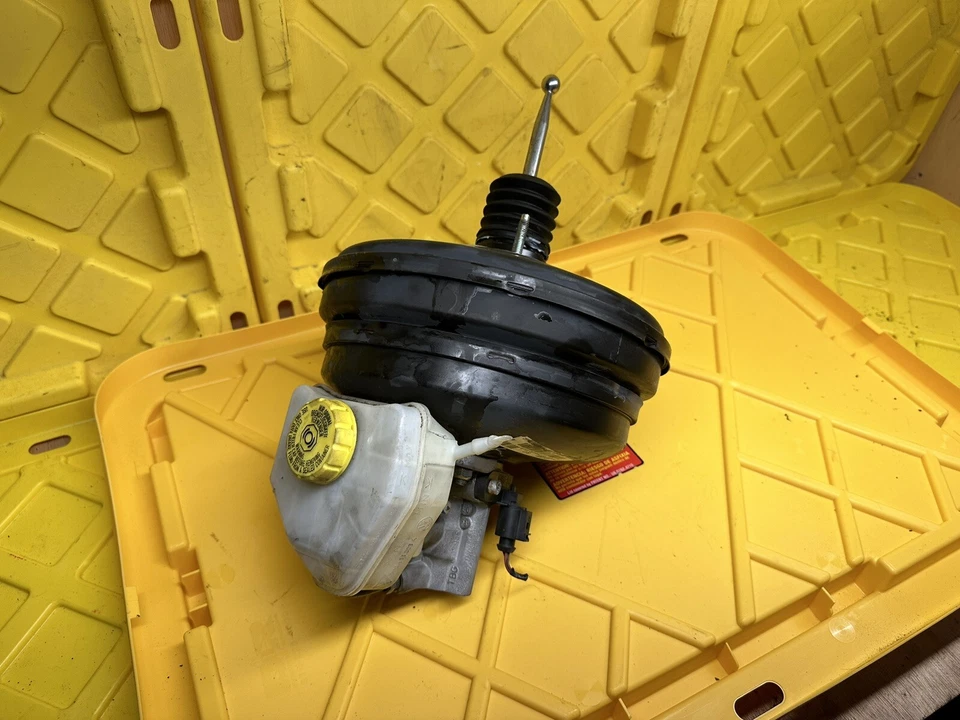 2011-2014 VOLKSWAGEN TOUAREG FREIO CILINDRO MESTRE & BOOSTER & RESERVATÓRIO FABRICANTE DE EQUIPAMENTO ORIGINAL - Imagem 2 de 4