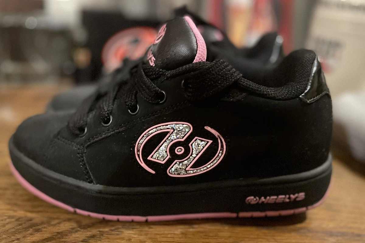 Plante Rough sleep Avl HEELYS Skate SHOES Girls Size 4 GLITTER Black/Pink Skating Wheels #7229 W/O  Box | eBay