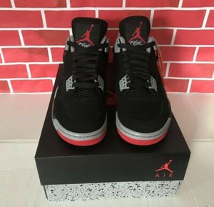 retro 4 black red cement