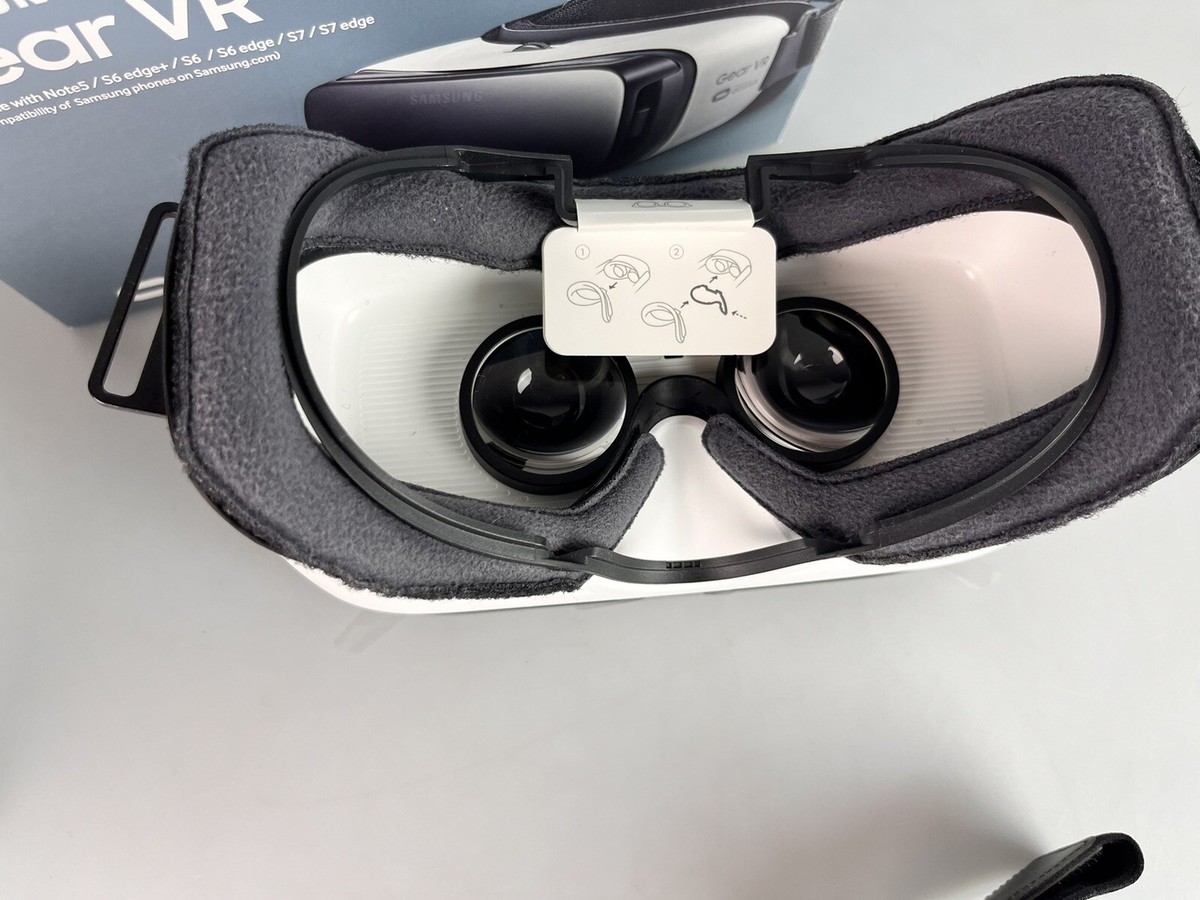 New - Samsung Gear VR powered by Oculus | eBay New - Samsung Gear VR powered by Oculus | eBay
