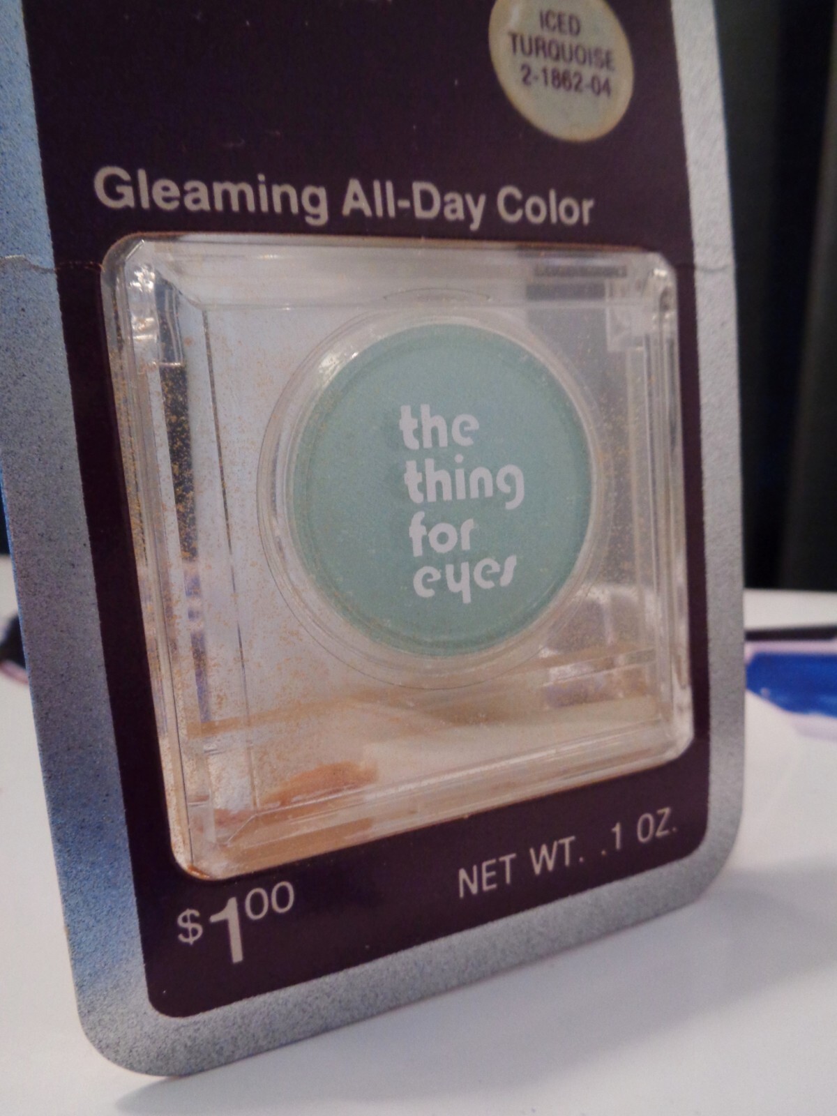 VINTAGE CUTEX THE THING FOR EYES EYESHADOW ON HANG CARD IN TURQUOISE NEW SEALED