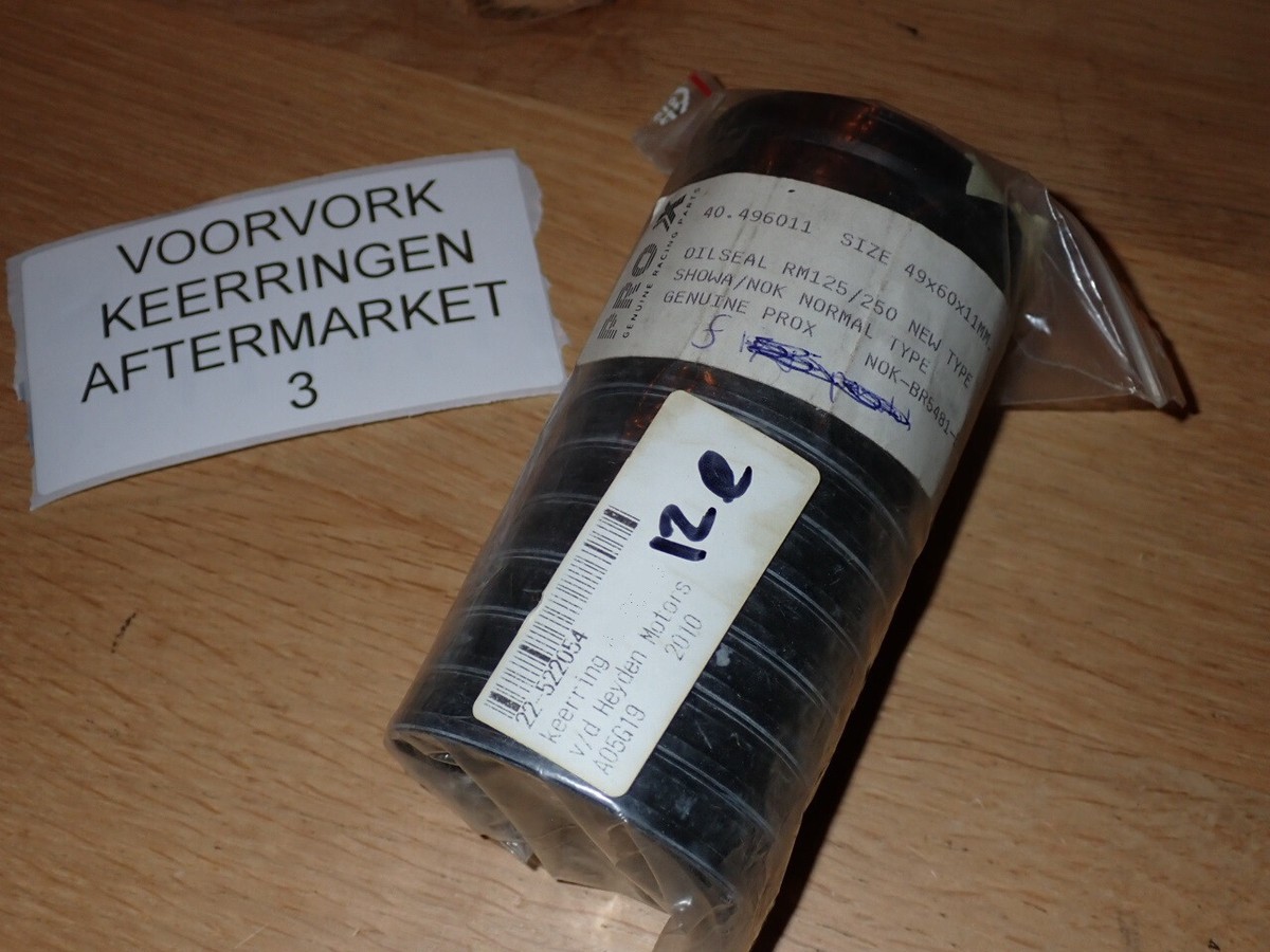 Prox Front Fork Oil Seal 40.496011 49x60x11 Showa (NOK-BR5481-E