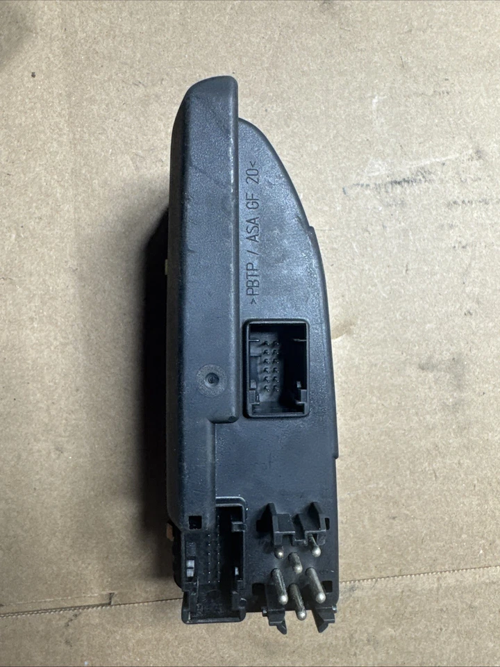 1998 BMW 740iL 4.4L V-8 DOHC Engine Auto switch control ID 60.31-8380.645 Foto 4 de 4