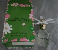 Marc Jacobs Daisy Wild Eau de Parfum MINI Splash Dabber .13oz, 4ml New in Box
