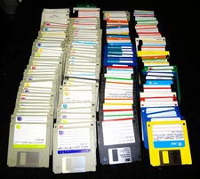 Huge Lot of 160 Floppy Computer Disk 3.5" Unknown Content Used 144 MB