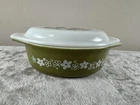 Vintage Pyrex Spring Blossom Crazy Daisy Oval Casserole with Lid #043 1.5Qt.
