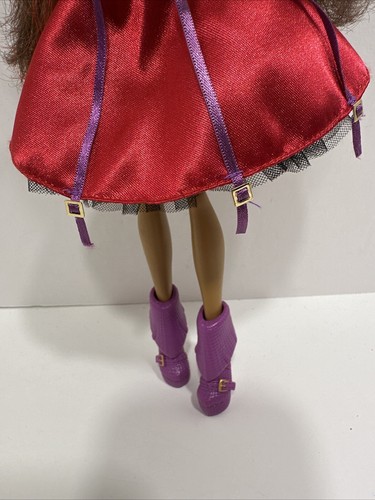 Scarily Ever After Clawdeen Wolf as Little Dead Riding Hood 2012 - Picture 5 of 15